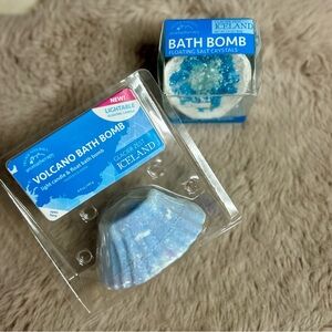 Village Naturals Glacier Zest Iceland Bath Bombs (set of two) NWT